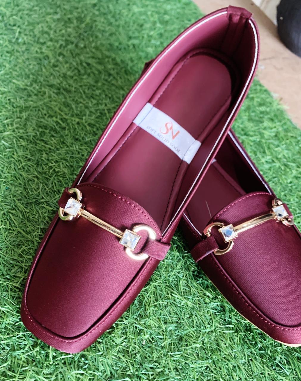 Women’s Burgundy Loafers with Gold Buckle – Comfortable Slip-On Flats for Work & Everyday Wear