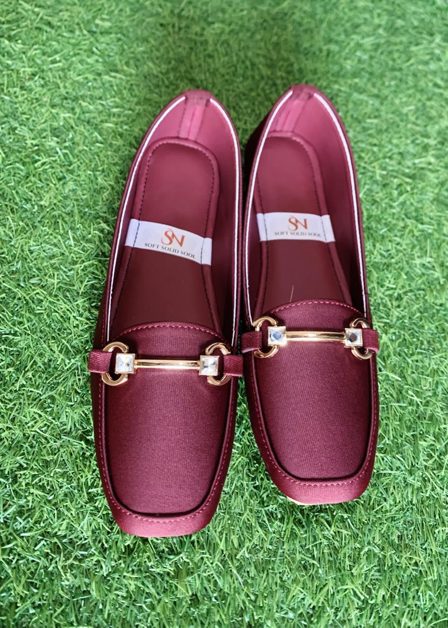 Women’s Burgundy Loafers with Gold Buckle – Comfortable Slip-On Flats for Work & Everyday Wear